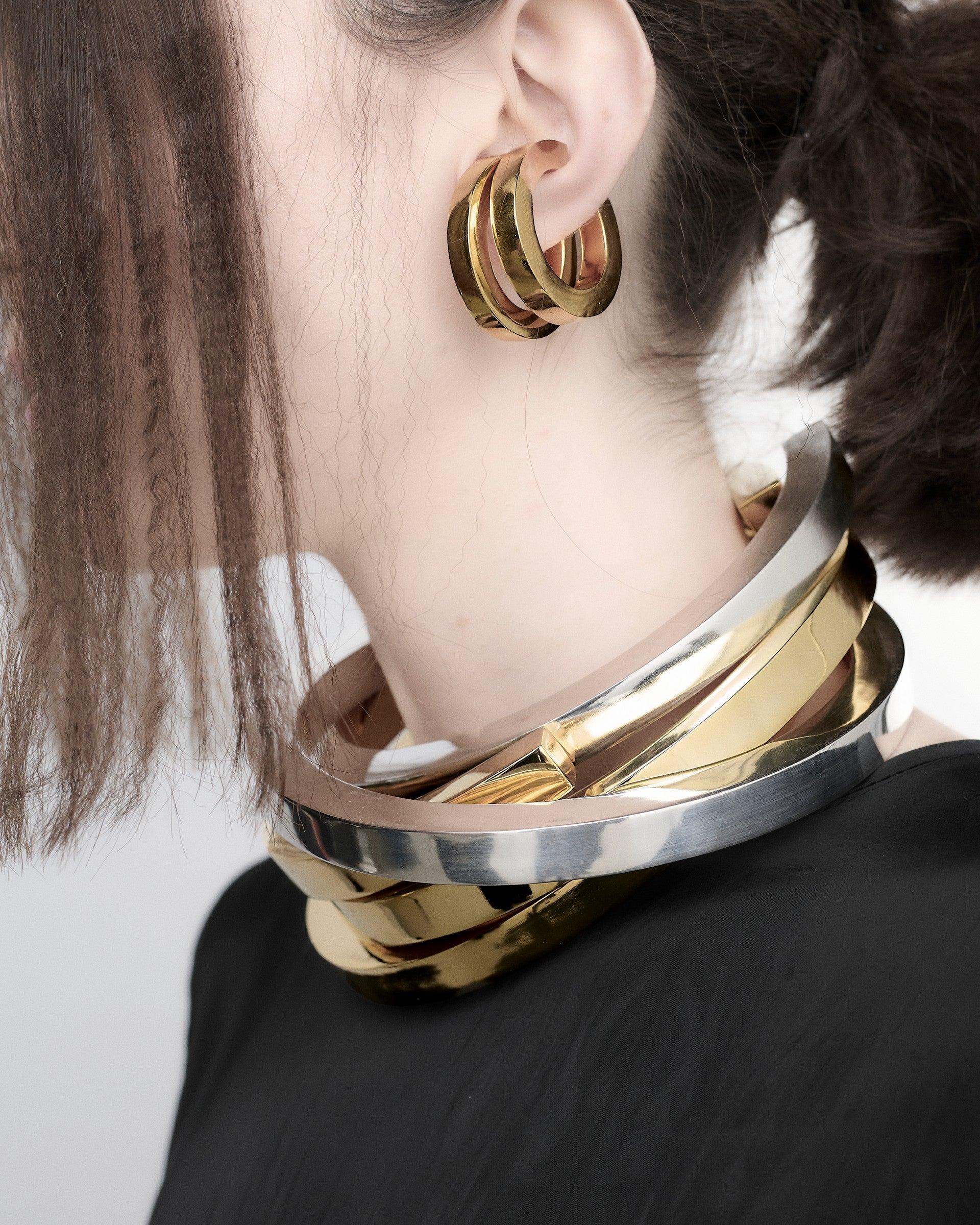 Ear Cuff Quina M - Ouro