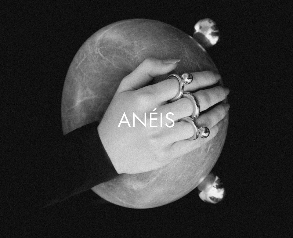 Anéis de Tatiana Queiroz Joias Autorais